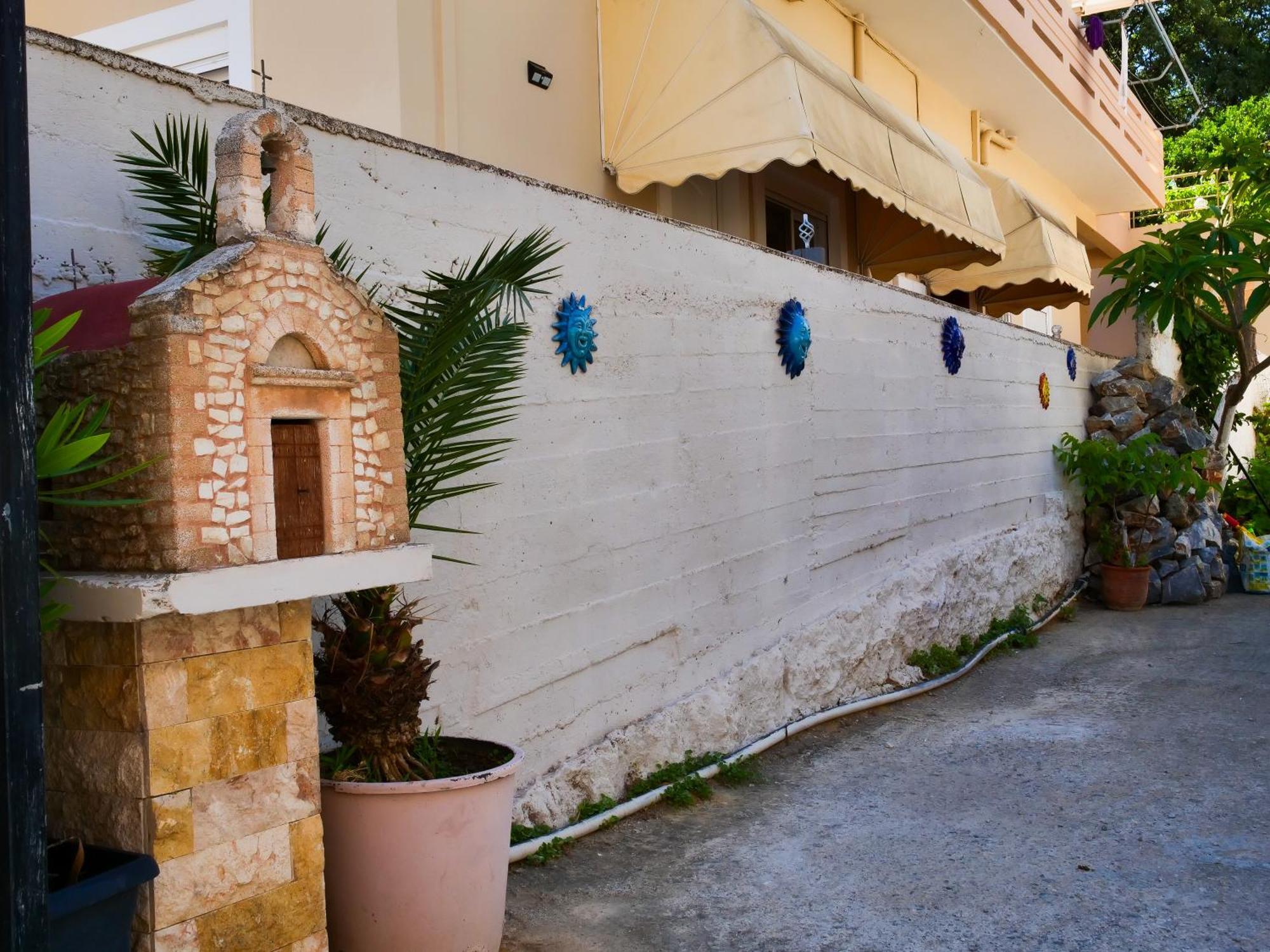 Cosy Apartments Daphne Daratsos ภายนอก รูปภาพ